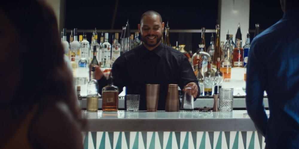 Sanchez Anderson, mixologue pour une marque du groupe sbe