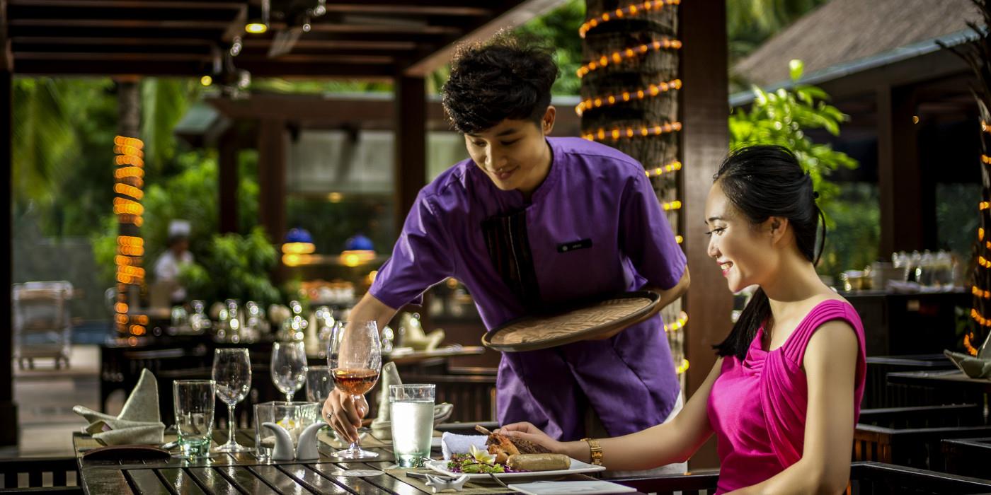 Pullman Oceanview Sanya Bay Resort & Spa, China