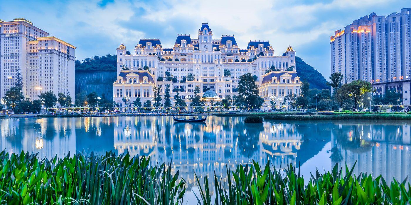 Guiyang Art Centre Hotel, Emblems Collection – China