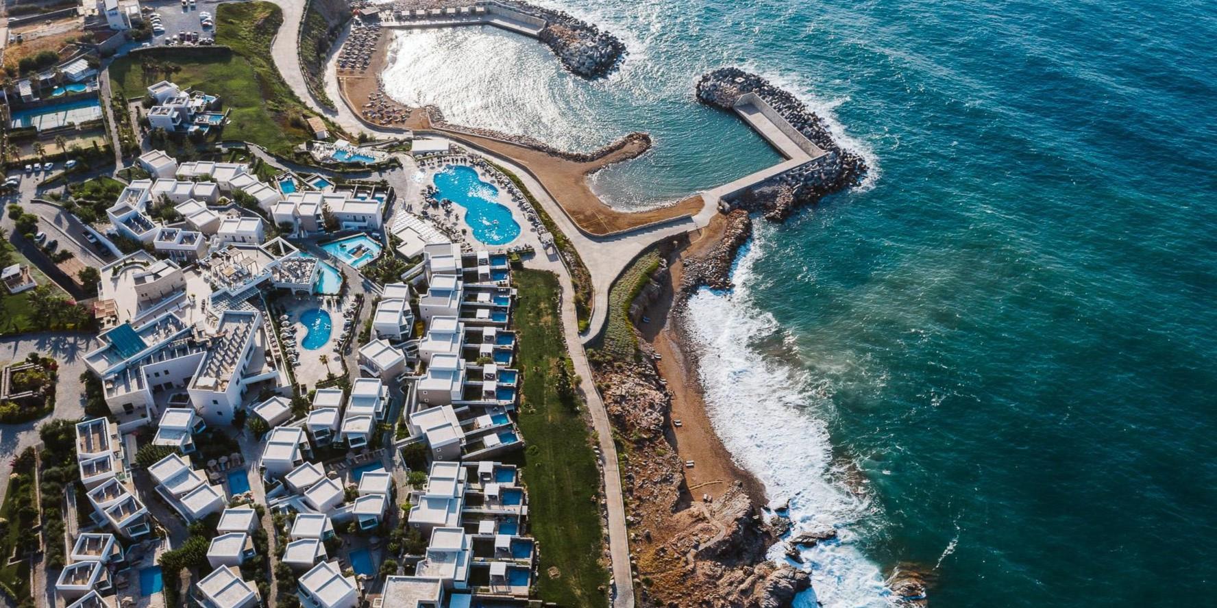 The Royal Blue, a Luxury Beach Resort - Grèce